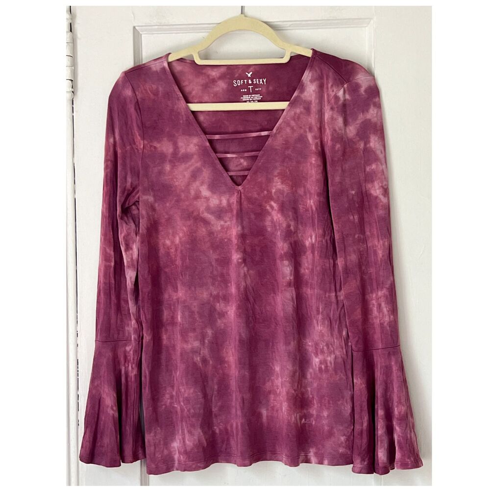 American Eagle Women's Blouse SZ M Pink Purple Cutout Bell Sleeve Tee Knit Top